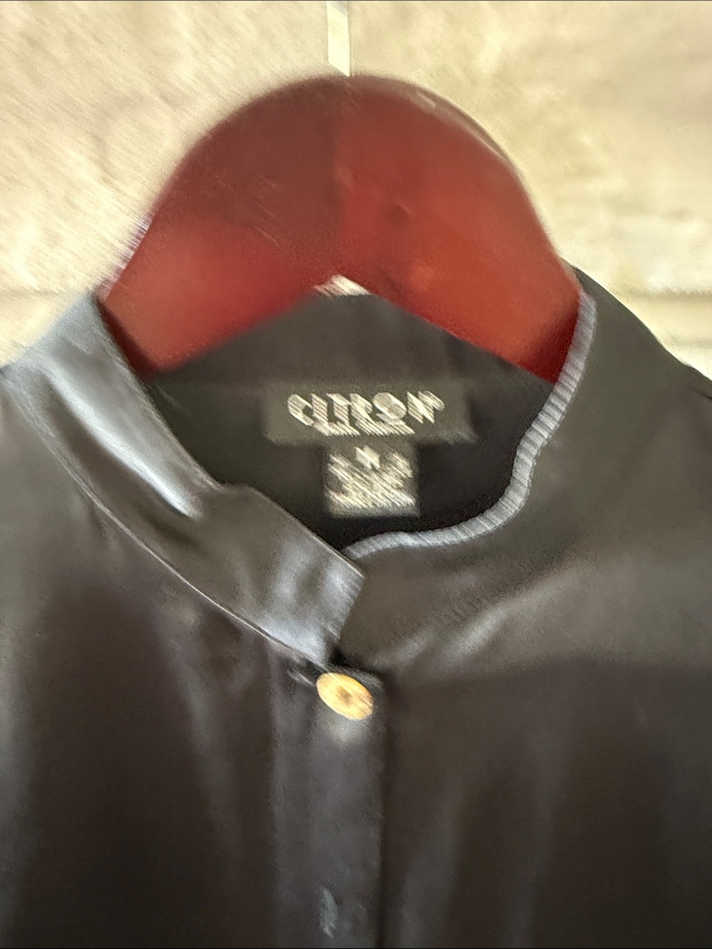 Citron Black 100% Silk Mandarin Collar Jacket with Asian-Inspired Figures - Picture 2 of 6